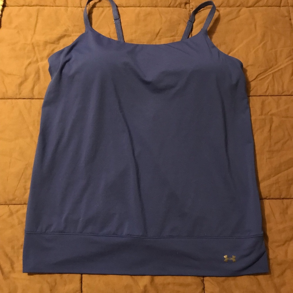 Under Armour cut out back workout tank top.